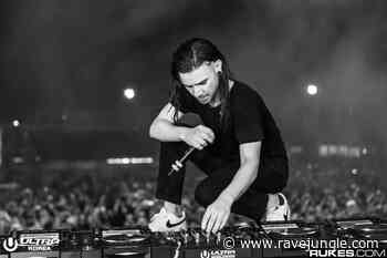 Skrillex faces heat for standing on DJ Equipment during his performance in China - Rave Jungle
