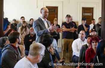 ‘It’s ridiculous’: Houston business owners air frustration about break-ins at meeting with police - Houston Chronicle