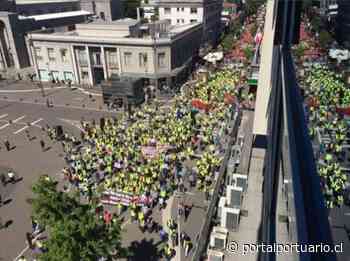 Trabajadores portuarios de Coronel acuerdan no paralizar faenas - PortalPortuario