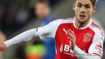 Conor McAleny joins Shrewsbury Town on loan from Fleetwood Town