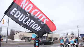 Renewed contract talks between Ontario and public elementary teachers enter 2nd day