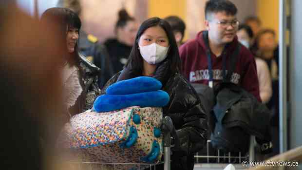 Plane to help 156 Canadians leave China awaits Chinese approval: official