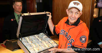 Mattress Mack places $1M Super Bowl bet, picks 49ers to beat the Chiefs, according to report