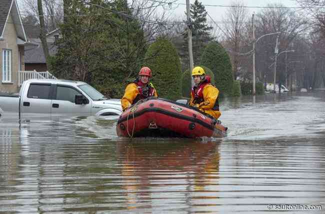 Bureaucratic hurdles hampered federal flood-prevention program: audit