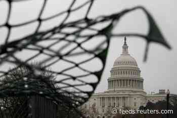 YOUR MONEY - Don't die yet: new U.S. law will muddle estate plans