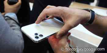 Strategy Analytics: Samsung led 2019 smartphone shipments, Apple won Q4
