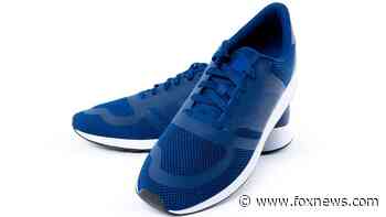 Nebraska teacher tears up after students chip in, buy him replacement pair of sneakers - Fox News