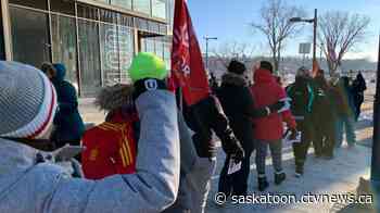 Unifor women protest Co-op CEO's appearance at Saskatoon event - CTV News