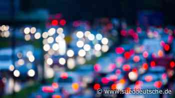 Verkehr - Hamburg - Kilometerlange Staus auf Hamburgs Autobahnen A1 und A7 - Süddeutsche Zeitung