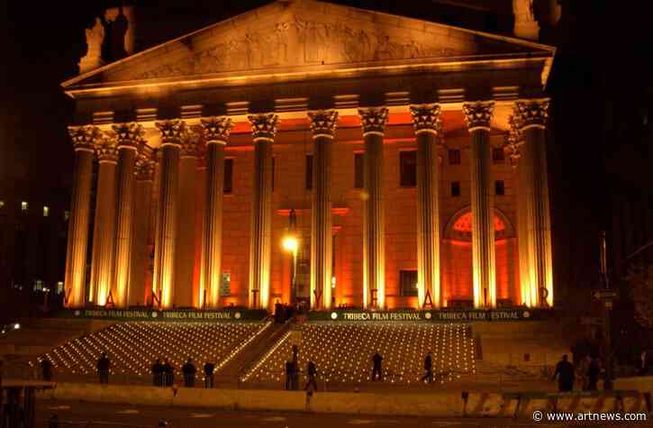 As Inigo Philbrick Legal Actions Churn On, Collector Claims Embattled Dealer Sold Wade Guyton Painting Without His Knowledge