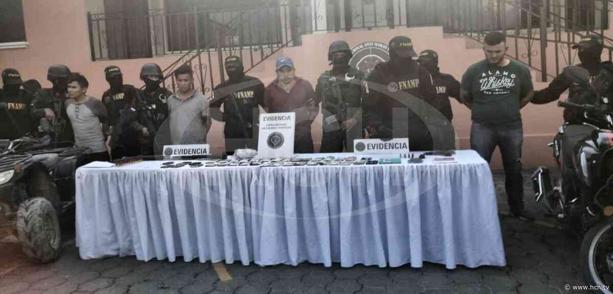 Presentan a integrantes de presunta banda criminal capturada en Lepaterique, FM - hch.tv