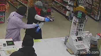 3 men steal $4K, beer from Terra Bella store at gunpoint