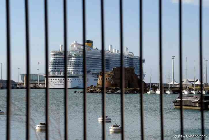 Italy lets passengers off cruise ship after virus scare