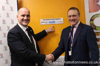 Minister backs Bolton Metro - The Bolton News