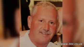 Diflaniad Michael O'Leary: Heddlu'n cael mwy o amser i holi dyn