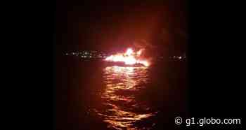 Lancha pega fogo na Ilha de Itaparica, na Bahia - G1
