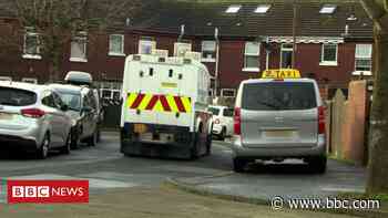 Belfast: Man injured in Short Strand gun attack - BBC News