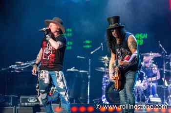 Watch Guns N’ Roses Dedicate ‘Knockin’ on Heaven’s Door’ to Kobe Bryant