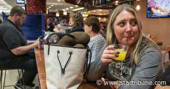 Minneapolis-St. Paul Airport seeks to change law that makes morning travelers wait for cocktails