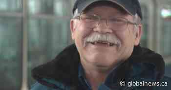 Edmonton LRT operator sings to passengers to celebrate his retirement