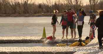 Lethbridge residents take polar plunge to raise funds for Special Olympic athletes