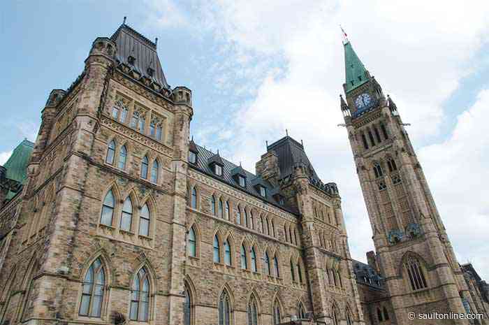Federal agencies mishandled sensitive documents more than 5,000 times last year