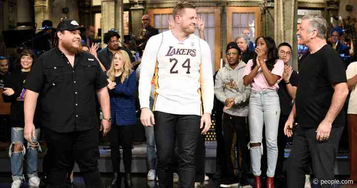 JJ Watt Pays Tribute to Kobe Bryant While Hosting Saturday Night Live for First Time