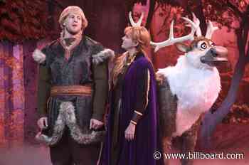 'Saturday Night Live': Host J.J. Watt Parodies 'Frozen,' 'The Bachelor'