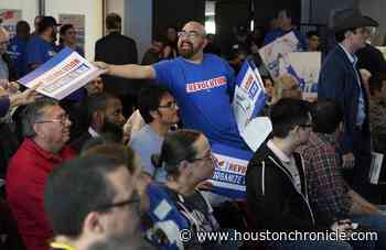 Houston progressives rally for Sanders; liberal causes - Houston Chronicle