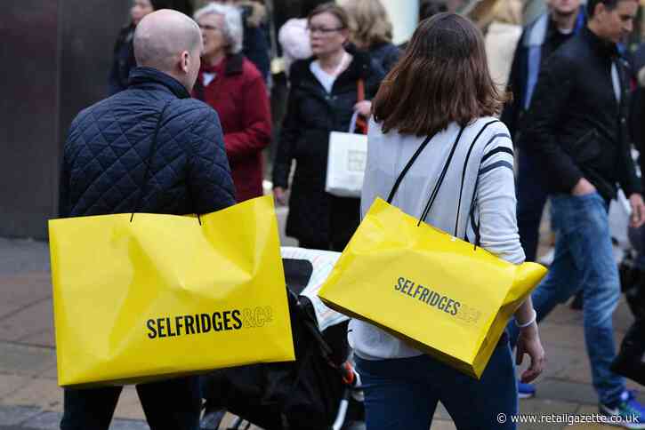 Selfridges to ban all plastic-based cosmetic glitter by 2021
