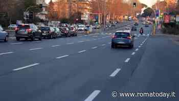 Montesacro, il Comune rifà 400 metri d’asfalto: “Viale Jonio è strada nuova”