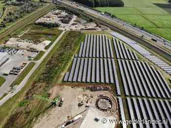 Zonneparken langs de A2, de A15 en de Betuweroute, waar wel en waar niet