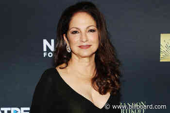Here's What Super Bowl Vet Gloria Estefan Had to Say About Shakira & Jennifer Lopez's Halftime Show