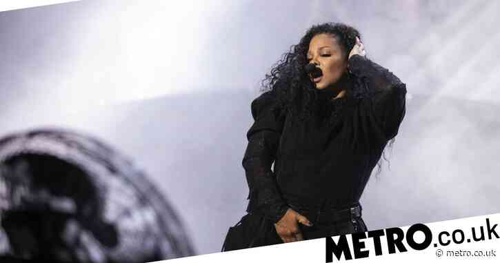 Janet Jackson celebrates Janet Jackson Appreciation Day AKA Super Bowl Sunday, and so are we