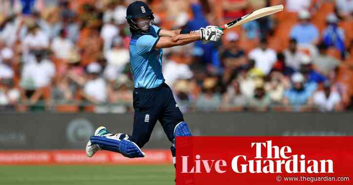 England set South Africa 259 to win the first ODI – live!