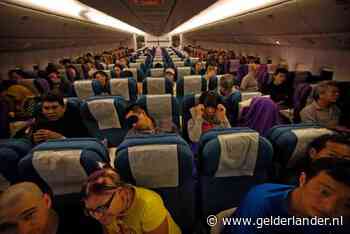 Paniek in vliegtuig: man (29) maakt selfie en schreeuwt dat hij het coronavirus heeft