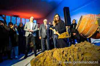 Absurdistisch laatste kunstje in ‘oud’ Museum Arnhem