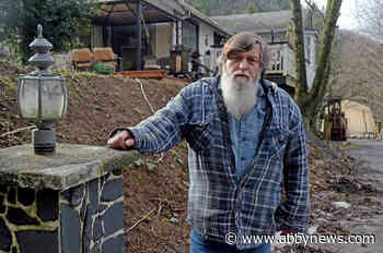 Family panic sparked after BC Sheriff Service arrests Chilliwack woman with dementia