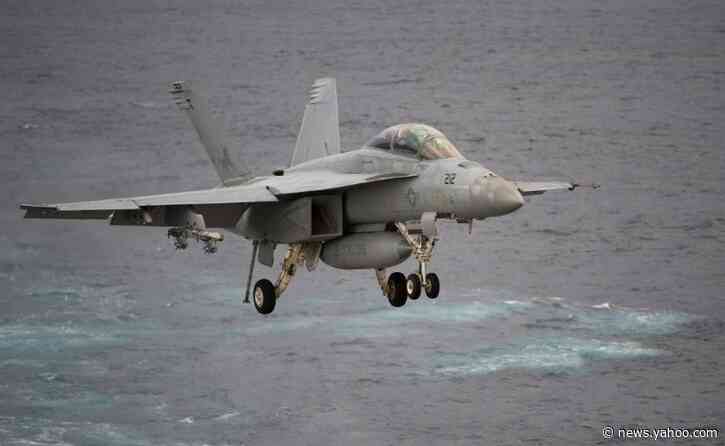 US tests pilotless combat jets controlled from another aircraft