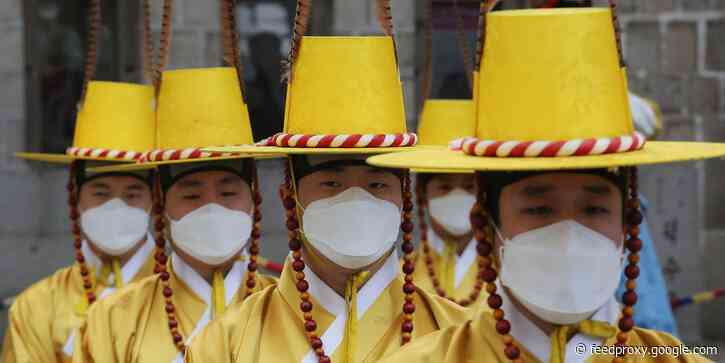 Face mask and hand sanitizer hoarders face $42,108 fine and up to 2 years in prison under new South Korean law amid coronavirus spread