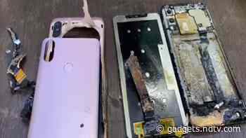 Redmi Note 6 Pro Allegedly Catches Fire at a Service Centre; Incident Caught on Camera