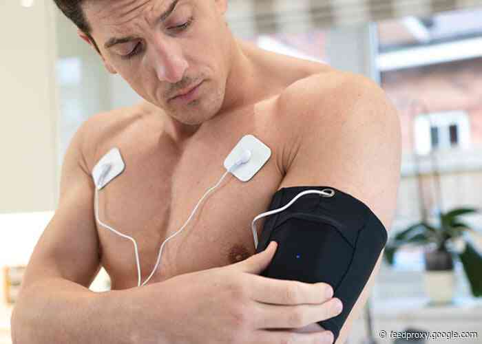 Bia uses microcurrent technology to maximize your results after workouts