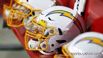Chargers finalize coaching staff - Yahoo Sports