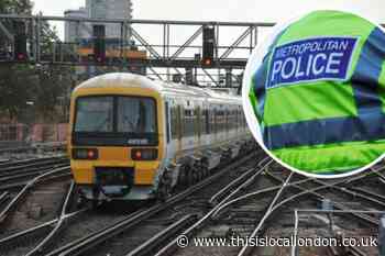 Male arrested after biting Met police officer at Kidbrooke station