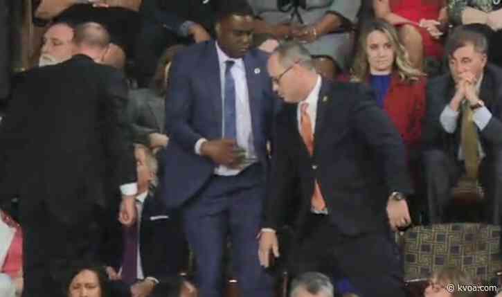 Parkland dad apologizes for State of the Union outburst