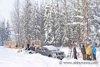 VIDEO: RCMP outline plan for ‘peaceful’ arrests as they deploy to northern B.C. pipeline site