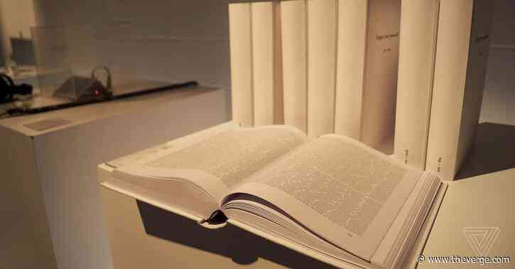 Unpublished writer decided  to cybersquat on a famous author’s website, and it backfired