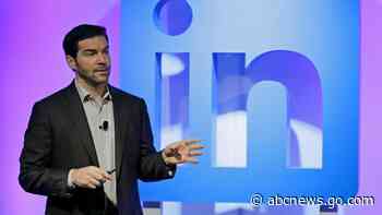 LinkedIn CEO steps aside after 11 years, says time is right