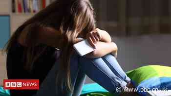 NSPCC urges Facebook to stop encryption plans