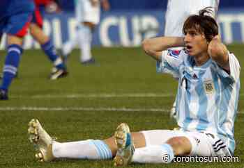 TFC looking to land often-hurt Argentine winger Pablo Piatti? - Toronto Sun